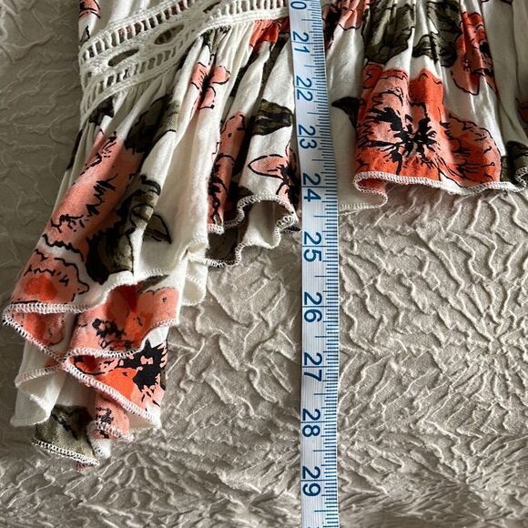 Laurie Felt Floral Drapey‎ Blouse Crochet Size Medium Cream Pink - Picture 9 of 9